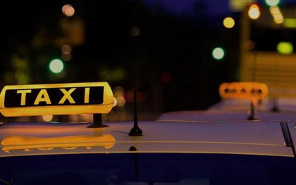 Ý: 40 chuyến taxi miễn phí mỗi ngày giúp người cao tuổi di chuyển trong mùa dịch tại Milano