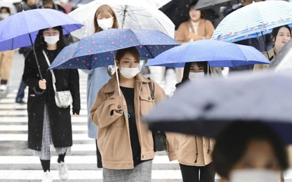 Nhật Bản chật vật xử lý khẩu trang vứt bừa nơi công cộng