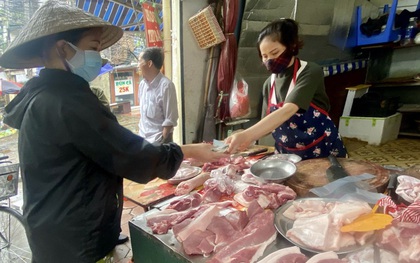 Lợn hơi tăng "phi mã", 200.000 đồng chưa mua được 1kg thịt lợn