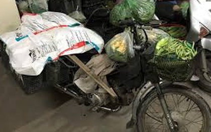 Chị bán rau thừa nhận bị "xui" đòi được mang xe đến tận nhà trả