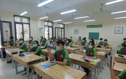 Phụ huynh lo lắng lớp học không bật điều hòa sẽ ảnh hưởng tới việc học tập của các con