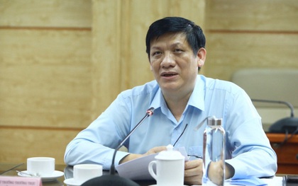 Thứ trưởng Nguyễn Thanh Long: Sức khoẻ của 17 bệnh nhân mắc COVID-19 vừa công bố ổn định