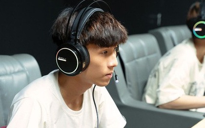Đằng sau hào quang của streamer Dragon B - từng bị trầm cảm, ba mẹ bỏ rơi và được cứu rỗi nhờ Liên Minh Huyền Thoại