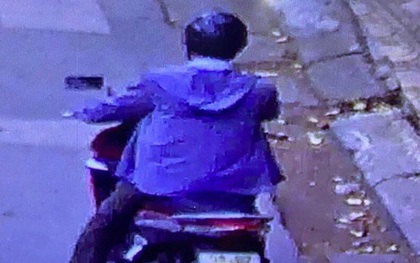 Truy tìm người đàn ông chuyên dụ dỗ các nam sinh tại cổng trường
