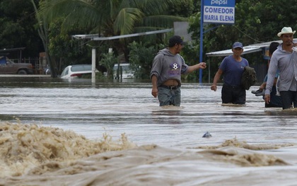 Bão Iota đổ bộ gây lũ lụt và lở đất nghiêm trọng tại Trung Mỹ, hơn 30 người thiệt mạng