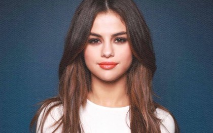 Rần rần "ảnh thẻ huyền thoại" của Selena Gomez, fan truy tìm nguồn gốc bức hình và cái kết ngã ngửa