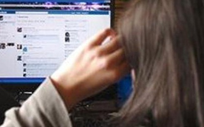 Bôi nhọ nữ giáo viên trên mạng xã hội, một người đàn ông bị công an xử lý