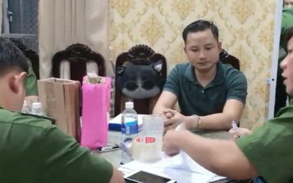 CLIP: Bắt thêm con trai đại gia Thiện "Soi" - chủ căn biệt thự dát vàng ở Bà Rịa - Vũng Tàu