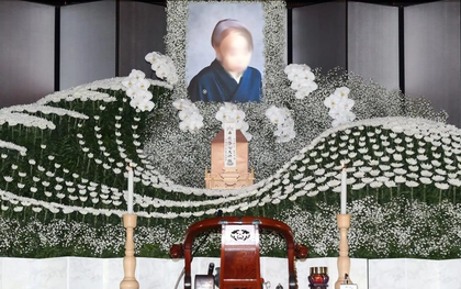 Người Nhật tiễn người đã khuất bằng hoa tươi theo cách cực kỳ lộng lẫy, công ty hoa tang lễ thu hơn tiền tỷ mỗi năm