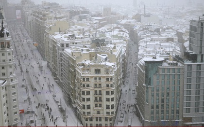 Tây Ban Nha ban bố tình trạng thảm họa tại Thủ đô Madrid do bão tuyết