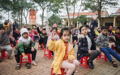 Dự giờ "Lớp học ươm mơ" của "cô giáo" Khánh Vy, có gì mà các em học sinh vui đến thế?