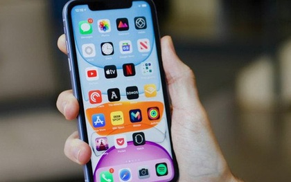 Top 10 smartphone bán chạy nhất tại Việt Nam trong tháng 9 - bất ngờ vì mẫu iPhone 3 năm tuổi của Apple vẫn "on top"