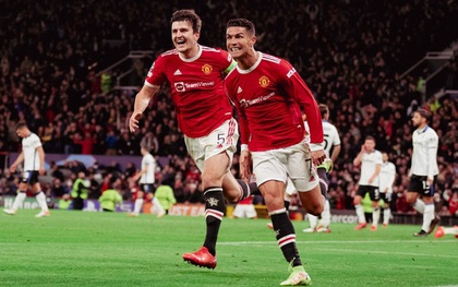 Ronaldo, Maguire thay nhau tỏa sáng giúp MU ngược dòng thắng ấn tượng dù bị dẫn trước 2 bàn sau hiệp 1