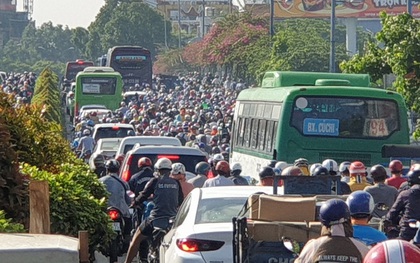 Đề xuất lập dự án thu phí ô tô vào trung tâm TP HCM