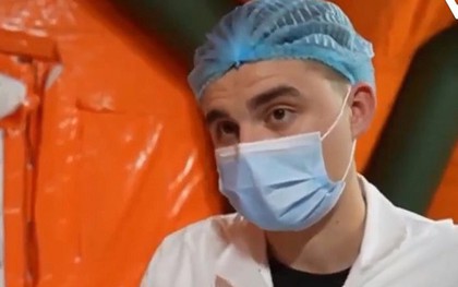Quá tải bệnh nhân, bác sĩ Ukraine làm việc 40 tiếng mỗi ca