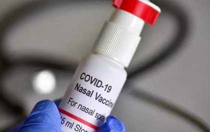 Nga không ghi nhận tác dụng phụ đáng kể nào từ thử nghiệm vaccine Covid-19 dạng xịt mũi