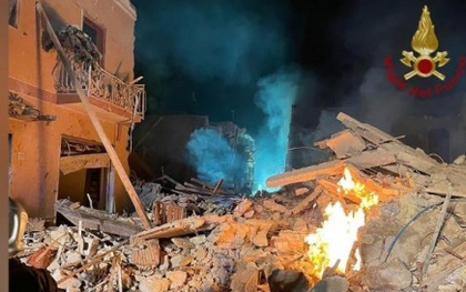 Sập tòa nhà do nổ đường ống ở Italy: Ít nhất 1 người chết, 9 người mất tích
