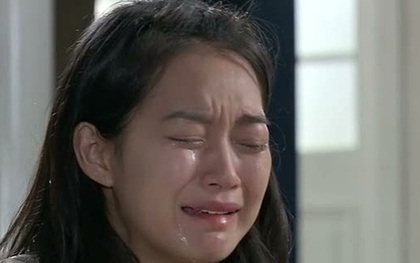 Cho con ăn no rồi đặt ở giường, cảnh tượng đáng sợ sau đó khiến người mẹ cả đời hối hận