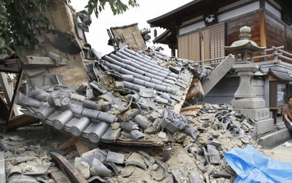 Nhật Bản tiếp tục hứng chịu động đất, nhà máy điện Fukushima rò rỉ