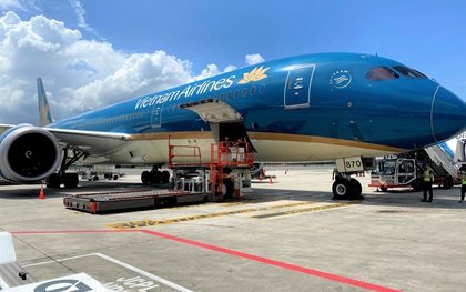 Vietnam Airlines nhận vận chuyển vaccine COVID-19 về nước