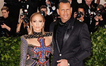 Jennifer Lopez hủy hôn với chồng sắp cưới sau 4 năm bên nhau?