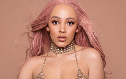 Nữ ca sĩ Doja Cat lần đầu livestream khiến hàng loạt streamer đình đám phát cuồng