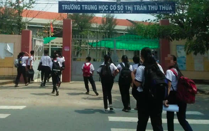 Phụ huynh dẫn người xông vào trường đánh học sinh để "trả thù" cho con