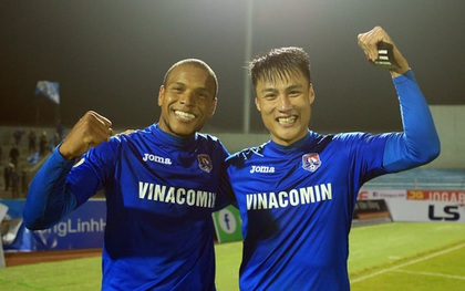 Lãnh đạo CLB Quảng Ninh ứng 4,5 tỷ thanh toán tiền lương, các cầu thủ đồng ý đấu Hà Nội FC