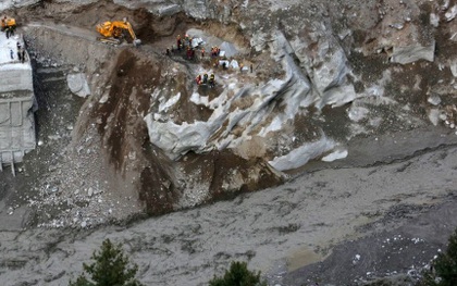 Lở tuyết ở Ấn Độ làm ít nhất 8 người thiệt mạng, 384 người được cứu