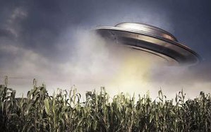 Cựu giám đốc CIA tiết lộ "sốc" về UFO