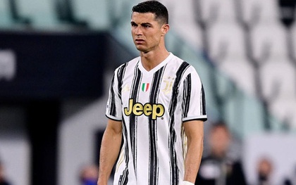 Ronaldo im lặng, Juventus thua tan nát trước AC Milan