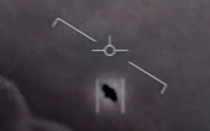 Người phụ nữ phát hiện vật thể bay lúc 1h sáng, khẳng định giống UFO bị rò rỉ từ Lầu Năm Góc