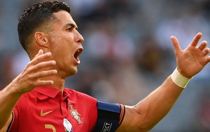 Danh thủ Đức gọi pha tâng bóng của Ronaldo là "ngu ngốc" và "coi thường đối thủ"