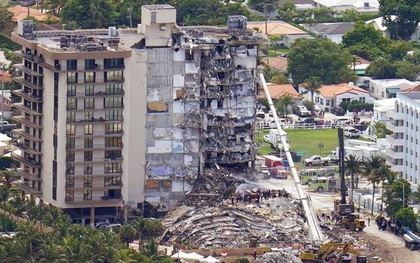 Vụ sập nhà chung cư Mỹ: Tăng số người thiệt mạng, 156 người vẫn mất tích