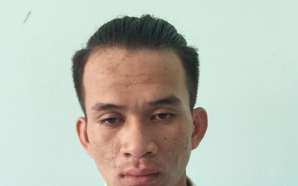 Bị yêu cầu đo thân nhiệt, 2 thanh niên vác dao chém cán bộ phòng dịch