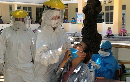 Quảng Ngãi: 12 thuyền viên trên cùng 1 tàu cá dương tính SARS-CoV-2