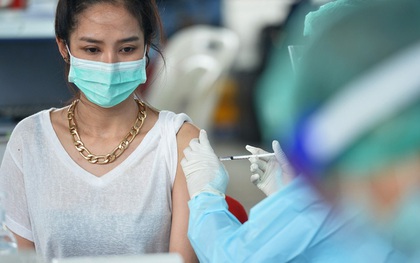 "Liệu tôi có nên cảm thấy áy náy khi được tiêm vaccine ngừa Covid-19 trước không?" - nỗi băn khoăn của những người thuộc diện ưu tiên