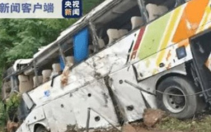 Tai nạn giao thông nghiêm trọng ở Trung Quốc khiến 13 người thiệt mạng