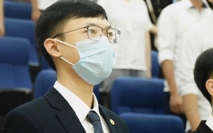 Xúc động thư tay sinh viên năm cuối Đại học Y Hà Nội xung phong vào tâm dịch Covid-19 ở Bình Dương: Khi Tổ quốc cần, thanh niên không ngại khó