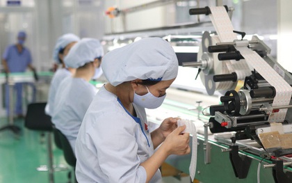 "Đột nhập" nhà máy duy nhất sản xuất dung môi vaccine Pfizer tại Việt Nam