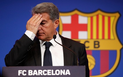 Nóng: Chủ tịch Barca họp báo tiết lộ lý do không ký hợp đồng với Messi và tình cảnh vô cùng bi đát của đội bóng