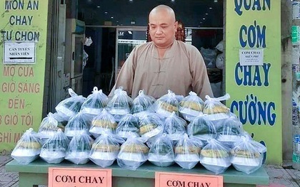 Chủ tịch nước yêu cầu khen thưởng kịp thời những tấm gương chống dịch