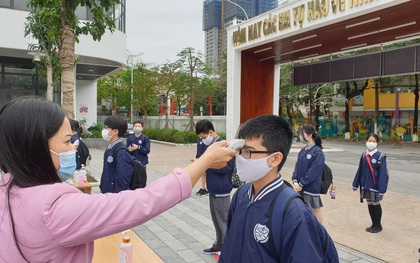 Hà Nội cân nhắc cho học sinh "vùng xanh" quay lại trường học