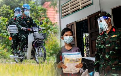 Ảnh: Bộ đội lặn lội xuống các xóm nhỏ, đến từng nhà trao sách cho các học sinh ở TP.HCM