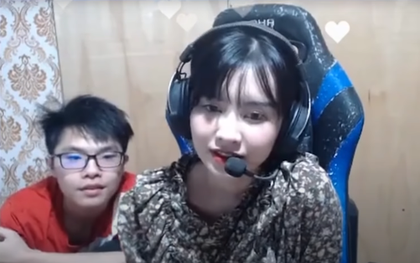 Lai Bâng lần đầu để người yêu trực tiếp lên sóng livestream khiến người xem điêu đứng