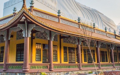 Ngôi chùa cổ 300 tuổi có tượng Phật nằm trên mái dài nhất châu Á ở Bình Dương