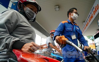 TP.HCM đề xuất quy định giờ bán xăng dầu tối thiểu 12 tiếng/ngày