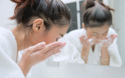 Rửa mặt thế nào để có làn da sạch và khỏe mạnh, theo chuyên gia