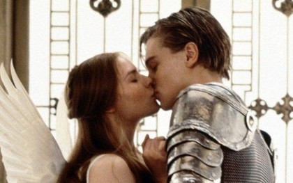 Nụ hôn đầu tuyệt đẹp trong Romeo và Juliet