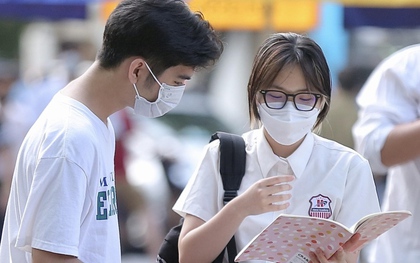Dừng thi IELTS và loạt chứng chỉ ngoại ngữ quốc tế, các đại học xoay sở thế nào?